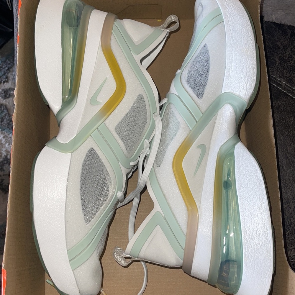 Nike Air Max 270 XX Ladies Sneaker - Picture 6 of 10